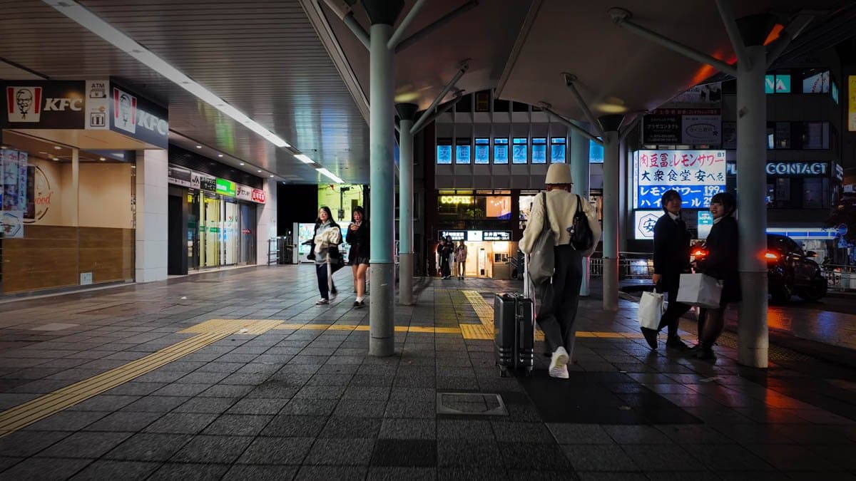 Wakayama Station Night Walk: Arochi, Burakuri-cho Arcade & Halloween — Wakayama City Center at Night